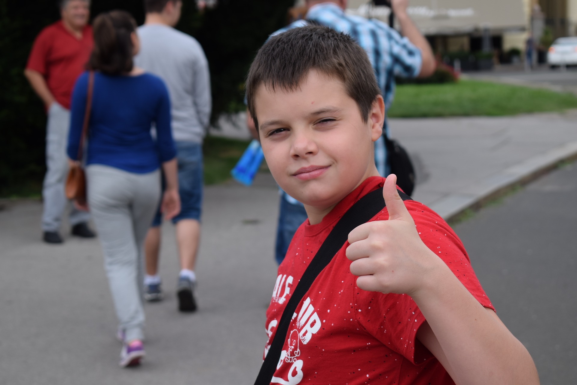 Child giving Thumbs up